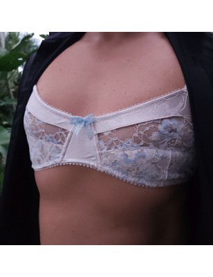 Silken Elegance: Flat Chest AA Cup Lace Bra for Men