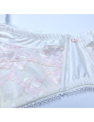 Regular and plus size crossdresser lingerie bra in satin and lace. Offers pleasant compression while keeping chest feminine.