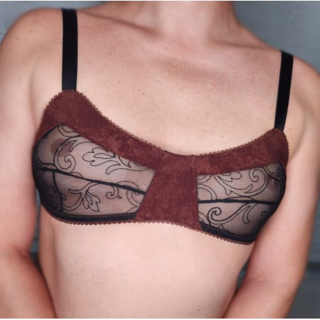 Mocha Elegance: Flat-Chested AA Bra for Men