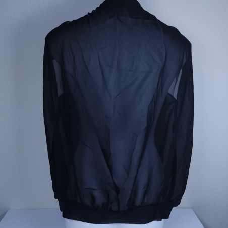 XL black shirt