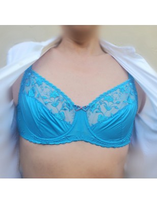 https://www.theflatbra.com/503-home_default/azure-serenity-custom-satin-and-lace-blue-bra-for-men.jpg
